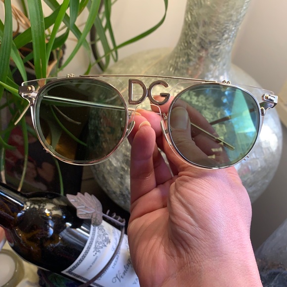 Dolce & Gabbana Accessories - 🔥SALE🔥Auth.DOLCE & GABBANA 49 round logo sunglasses